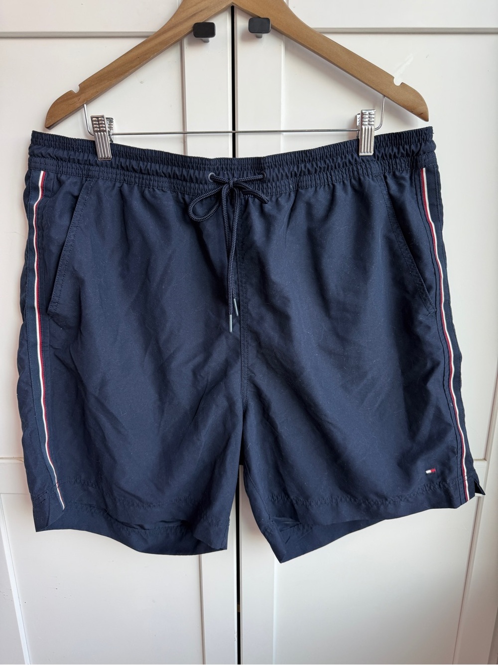Tommy Hilfiger Y2K Style Navy Swim Trunks Men’s XXL